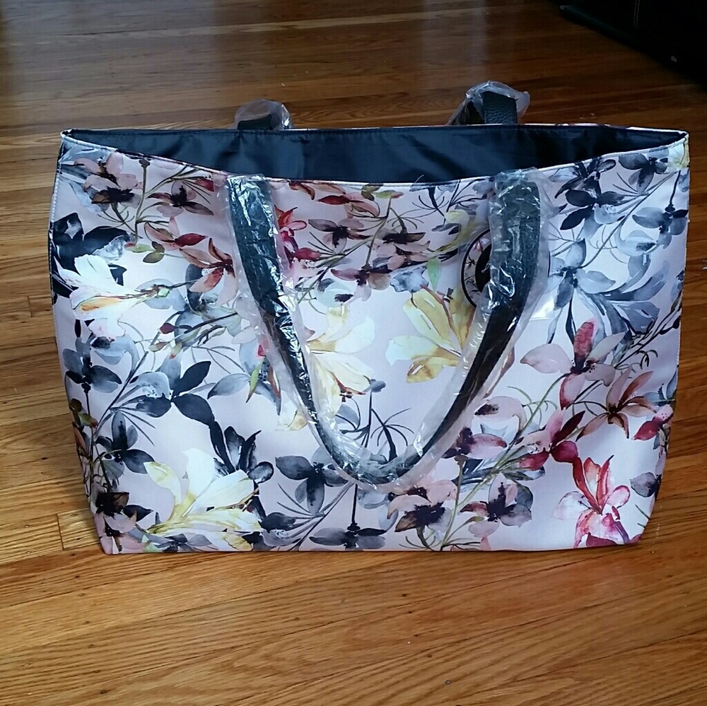 NWT flower Print Tote Bag